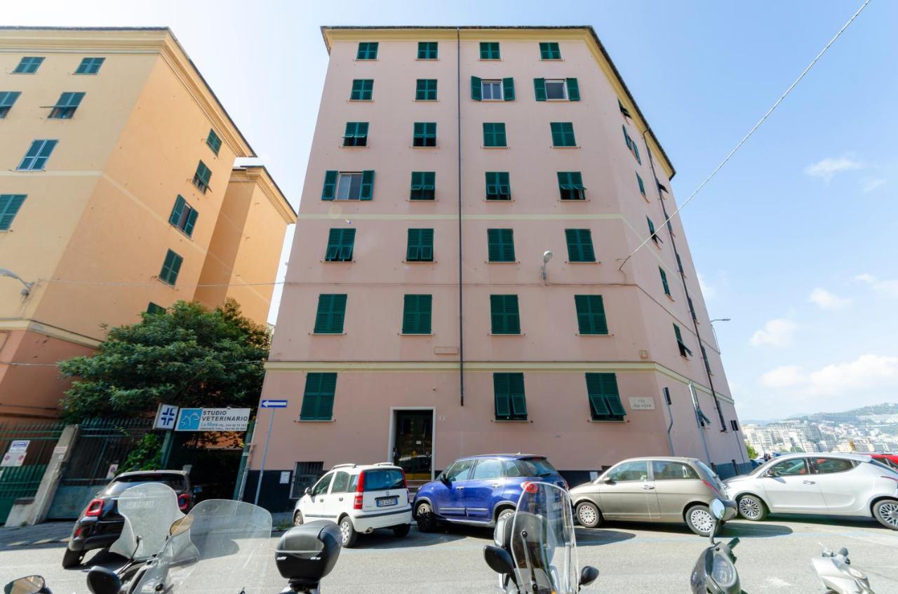 Joivy Spacious Family Apt For 4, In Carignano, Genua Zewnętrze zdjęcie